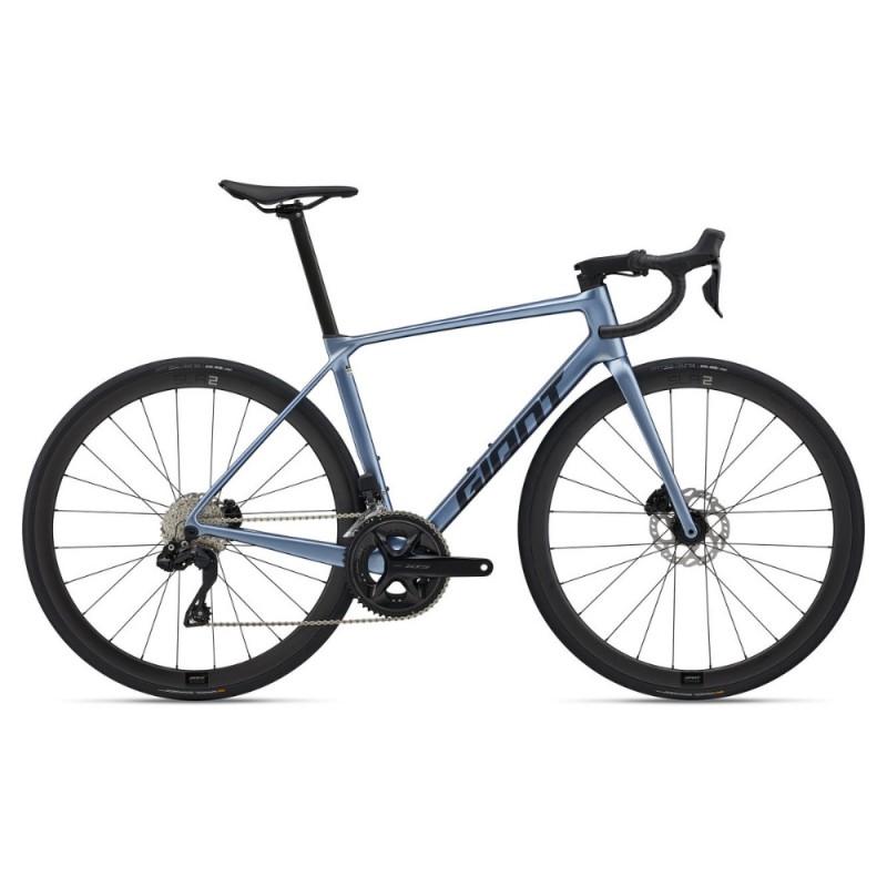 2025 Giant TCR Advanced 0 Di2 Road Bike (CENTRACYCLES)