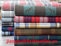 Polyester plaid fabric for uniform